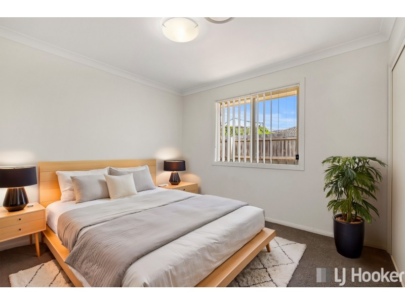 4 Shearwater Street, Cleveland QLD 4163