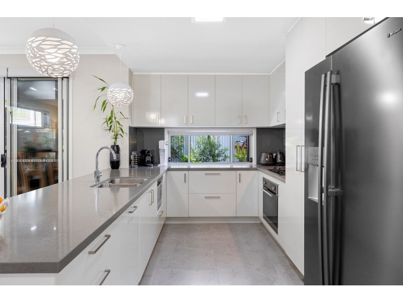 3/100-106 Sturgeon Street, Ormiston QLD 4160