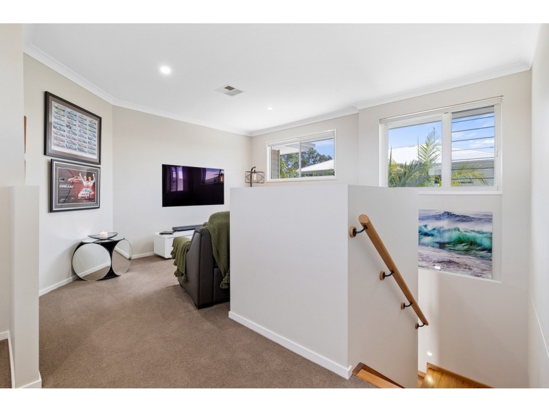 3/100-106 Sturgeon Street, Ormiston QLD 4160