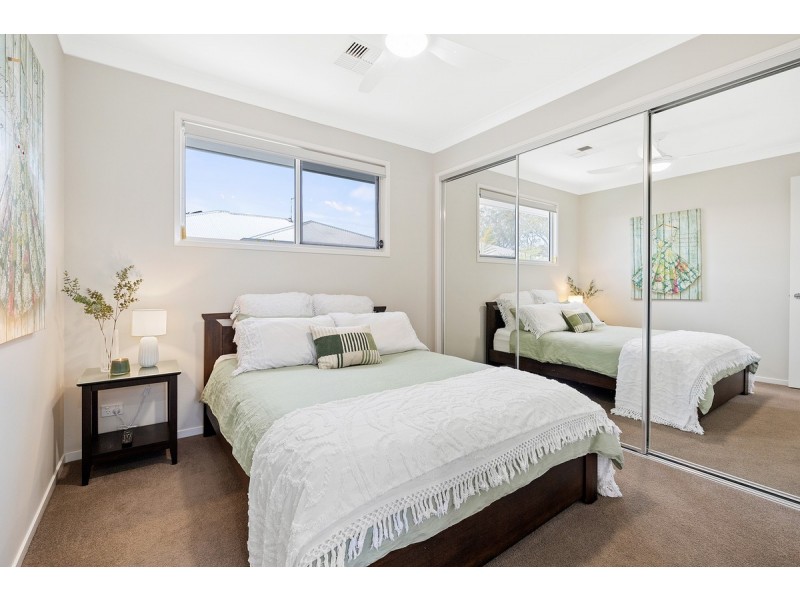 3/100-106 Sturgeon Street, Ormiston QLD 4160