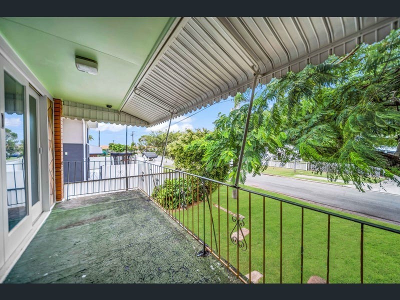 13 Moore Street, Victoria Point QLD 4165