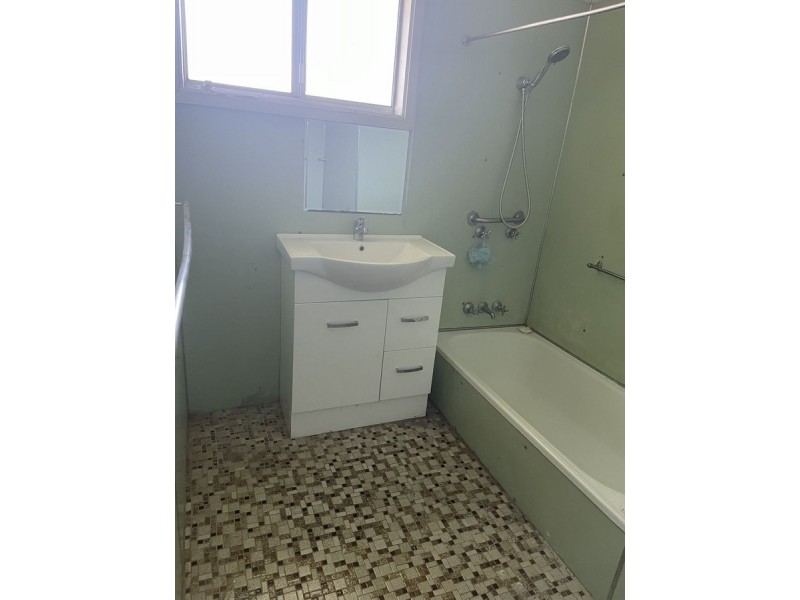 13 Moore Street, Victoria Point QLD 4165