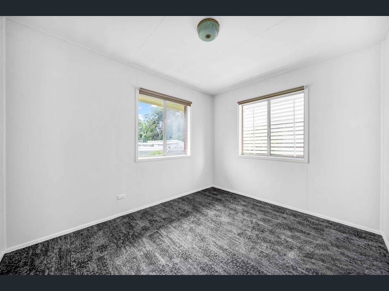 13 Moore Street, Victoria Point QLD 4165