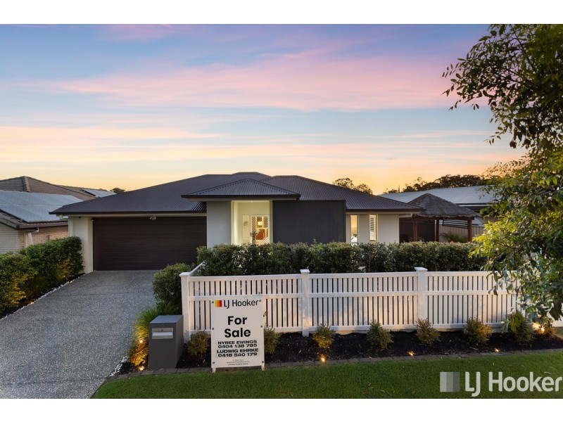 5 Lancaster Circuit, Redland Bay QLD 4165