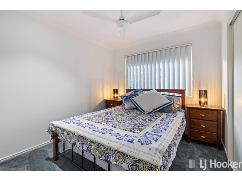 5 Lancaster Circuit, Redland Bay QLD 4165