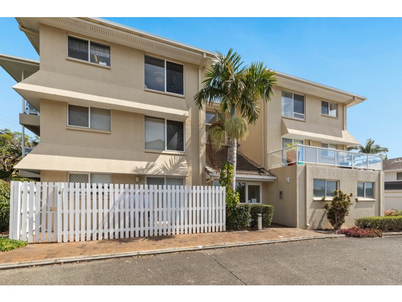 8/12 Queen Street, Cleveland QLD 4163
