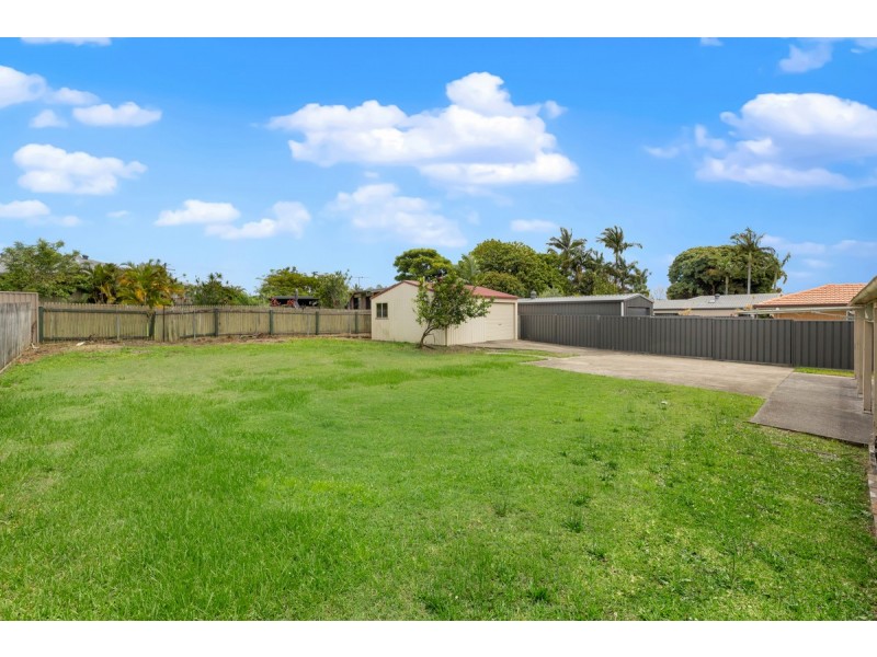 25 Fullerton Street, Birkdale QLD 4159