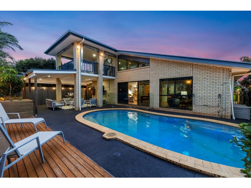 55 Spinnaker Circuit, Redland Bay QLD 4165