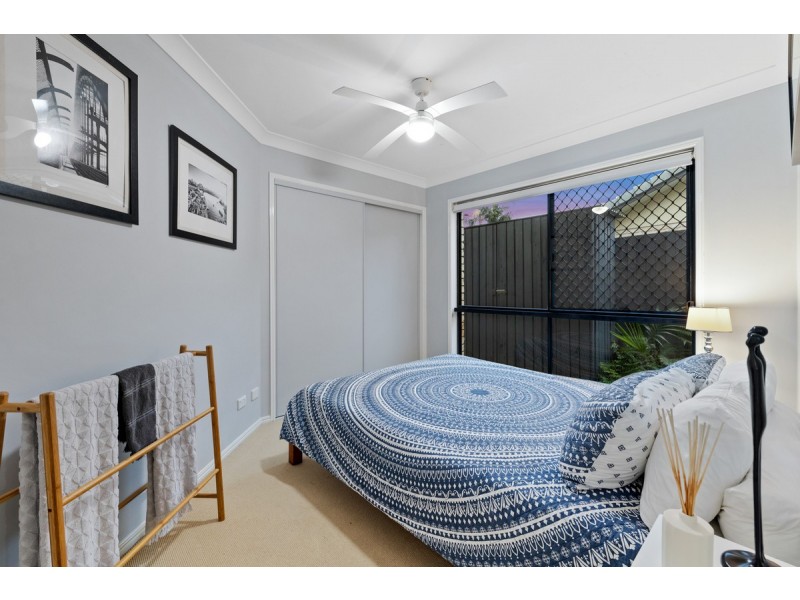 55 Spinnaker Circuit, Redland Bay QLD 4165