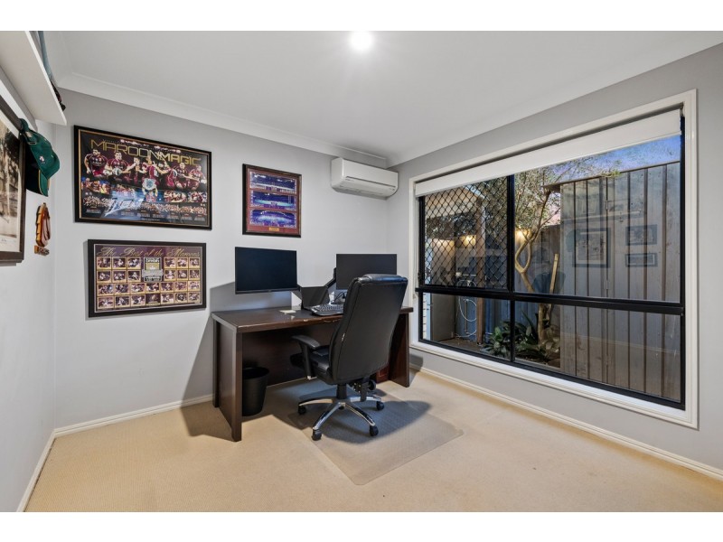 55 Spinnaker Circuit, Redland Bay QLD 4165