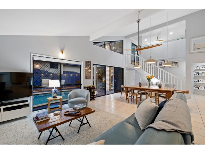 55 Spinnaker Circuit, Redland Bay QLD 4165