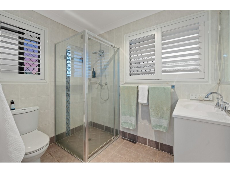 55 Spinnaker Circuit, Redland Bay QLD 4165