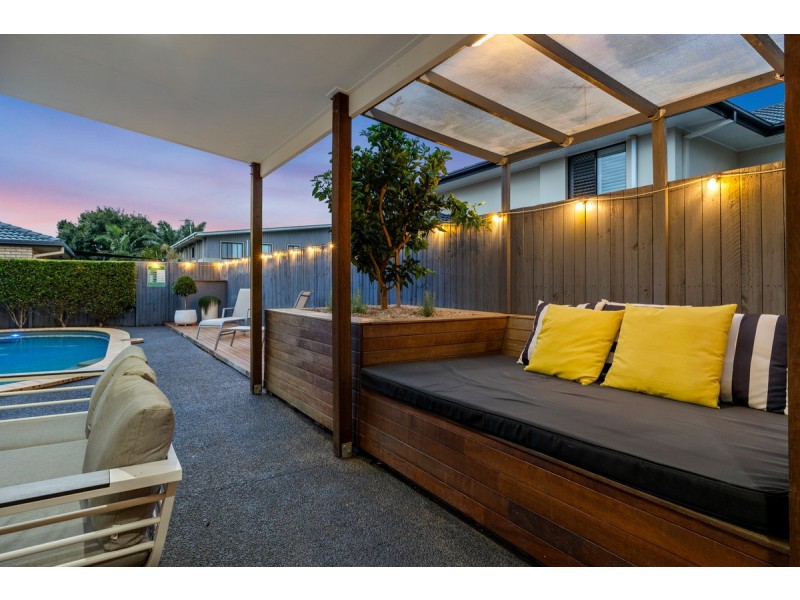 55 Spinnaker Circuit, Redland Bay QLD 4165