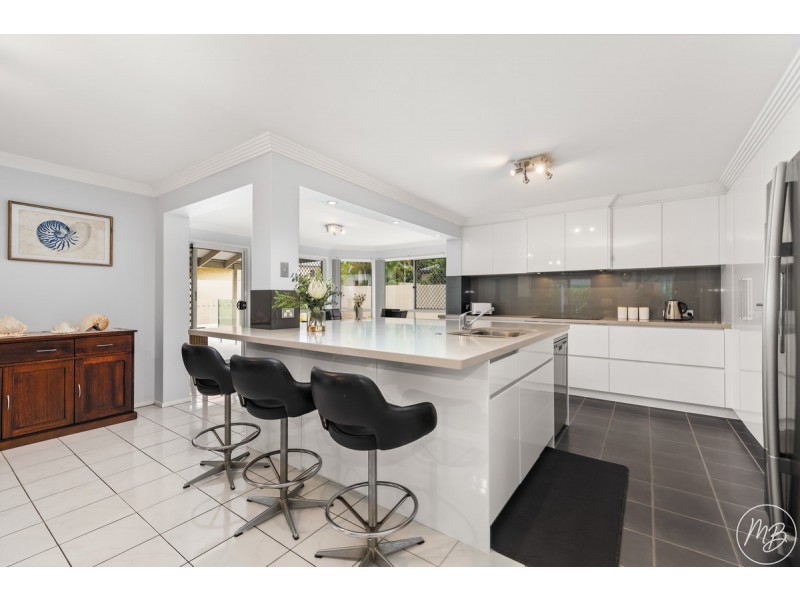 1 Aegean Court, Ormiston QLD 4160