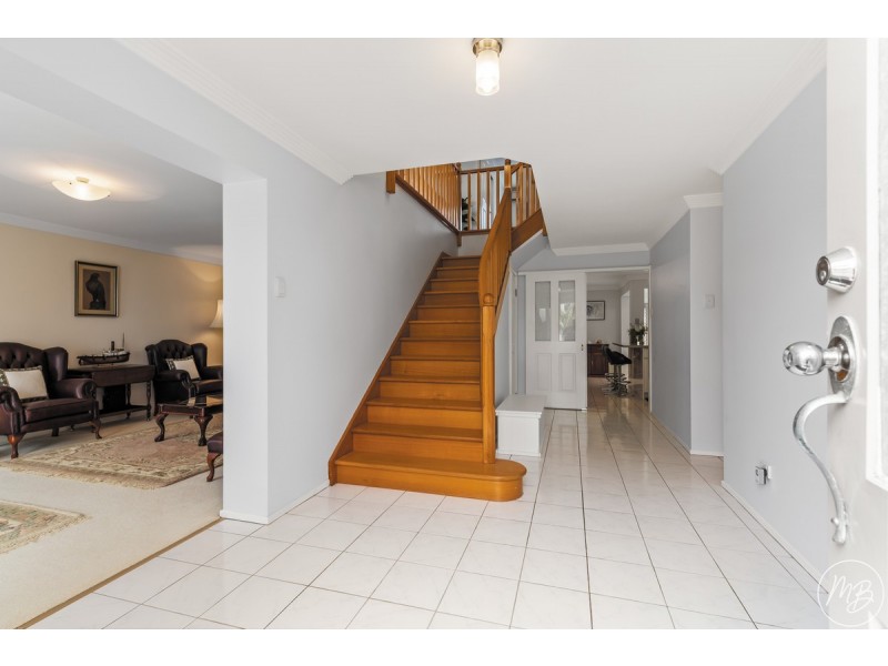 1 Aegean Court, Ormiston QLD 4160