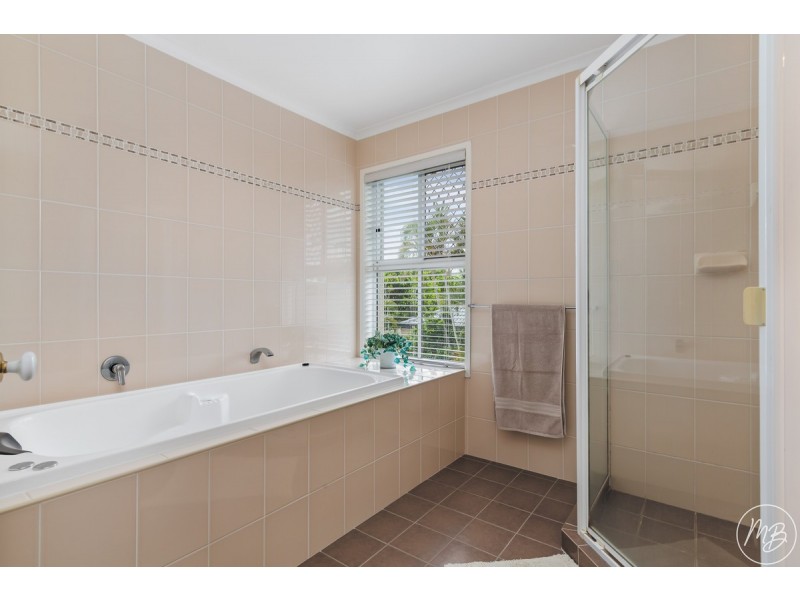 1 Aegean Court, Ormiston QLD 4160