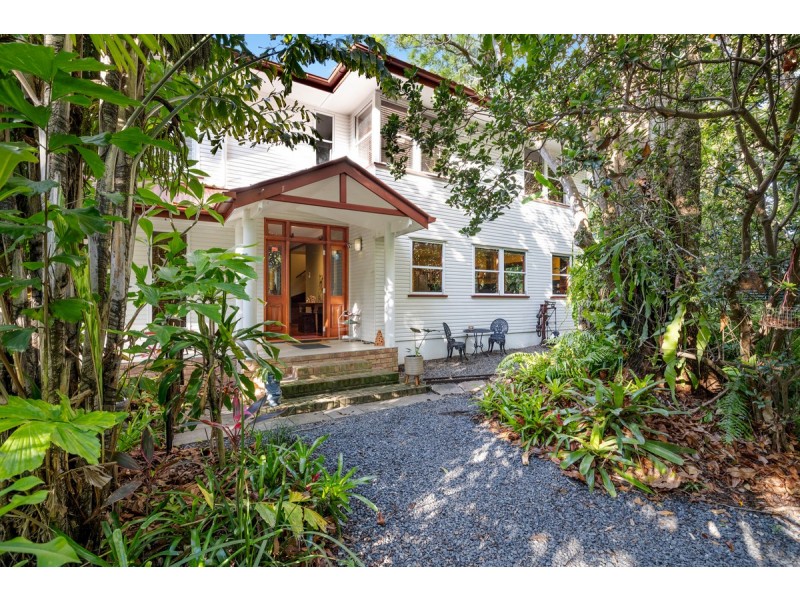 448 Old Cleveland Road, Birkdale QLD 4159