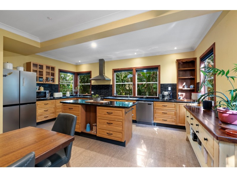 448 Old Cleveland Road, Birkdale QLD 4159