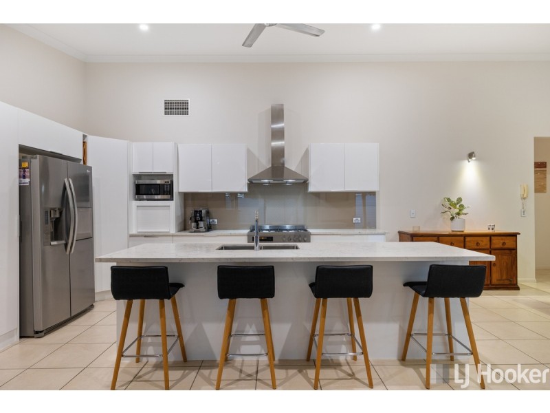 16 Reef Street, Thornlands QLD 4164