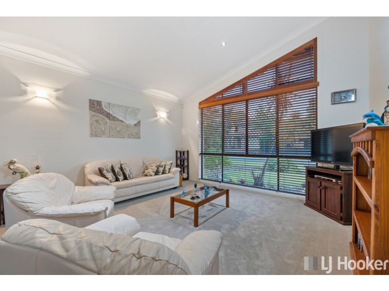 16 Reef Street, Thornlands QLD 4164