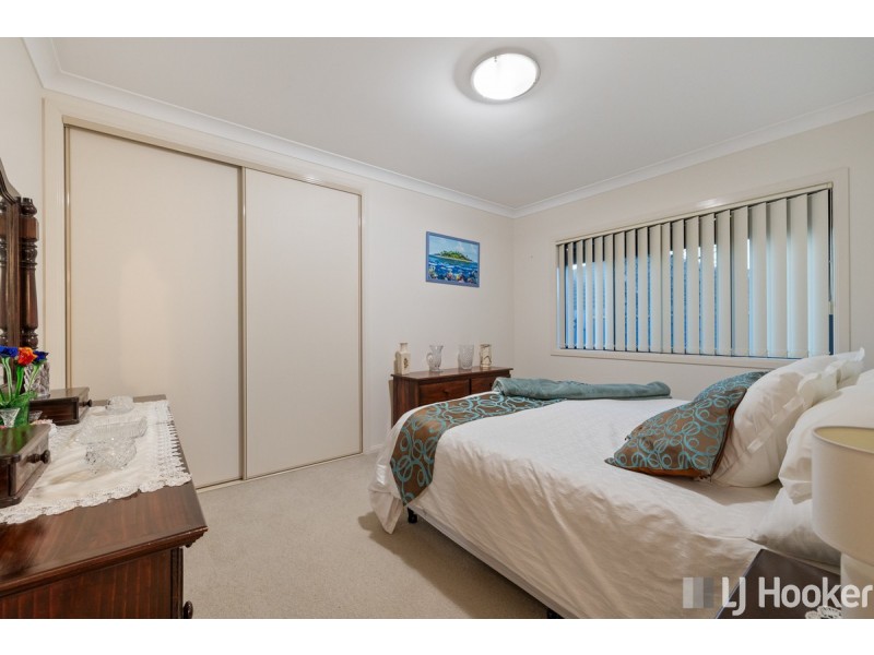 16 Reef Street, Thornlands QLD 4164