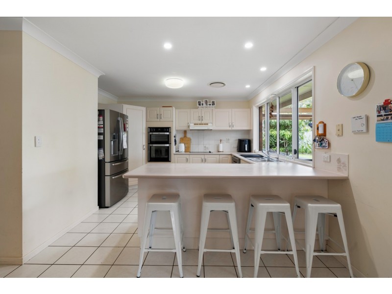 11 Minetta Street, Victoria Point QLD 4165