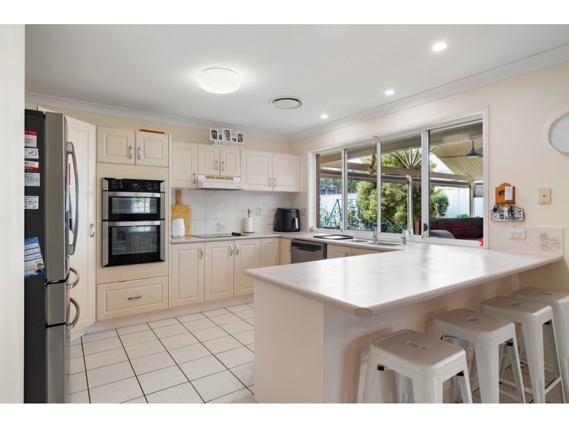 11 Minetta Street, Victoria Point QLD 4165