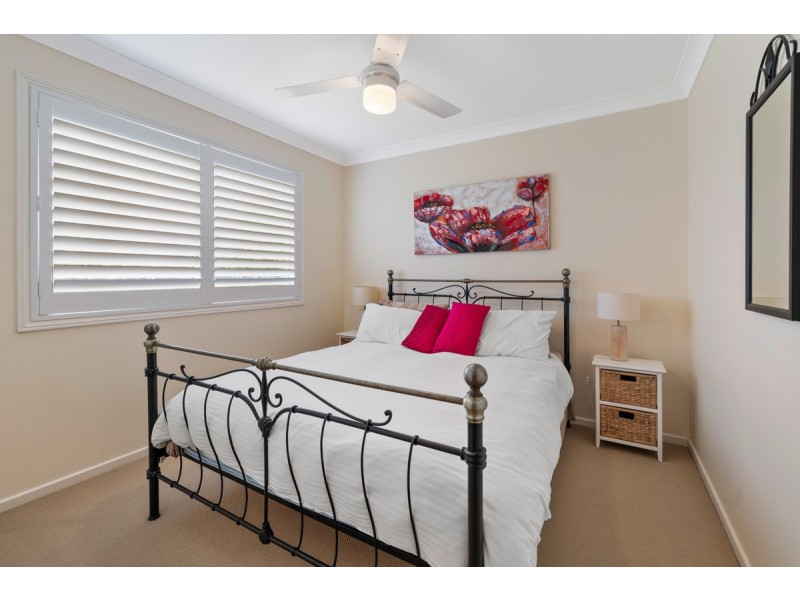 11 Minetta Street, Victoria Point QLD 4165