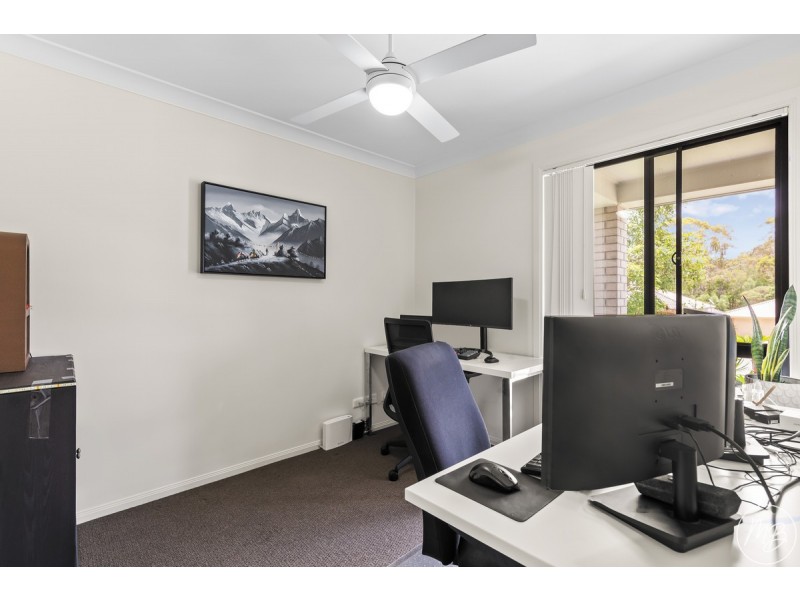 40 Riley Peter Place, Cleveland QLD 4163