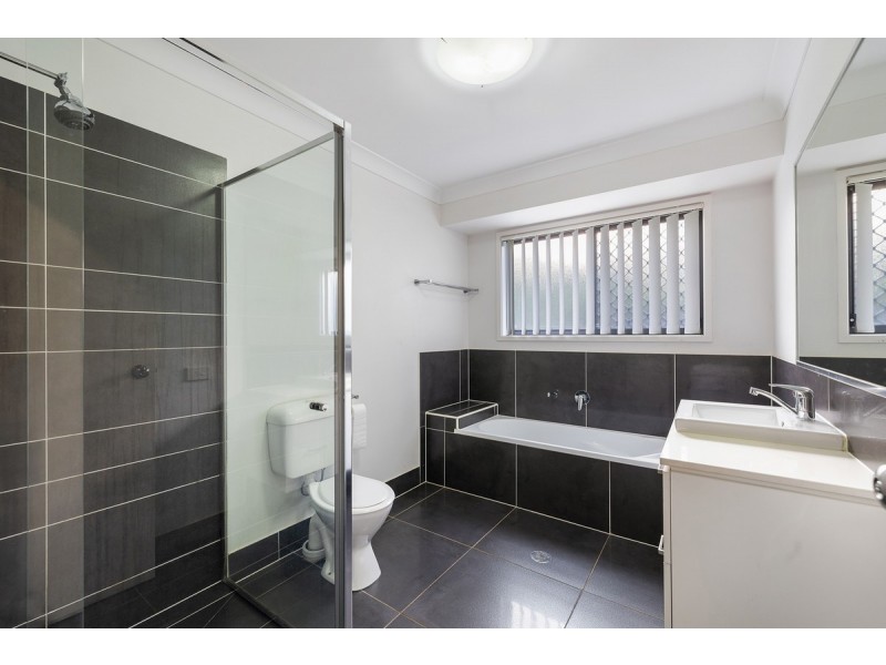 59 Bankswood Drive, Redland Bay QLD 4165