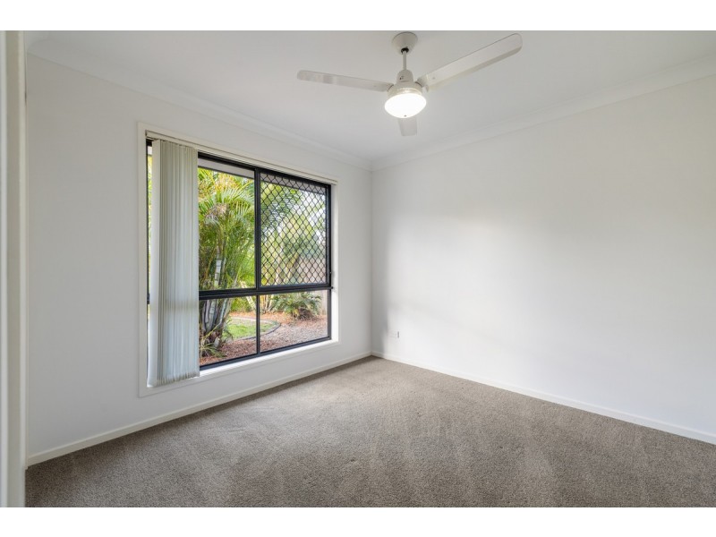 59 Bankswood Drive, Redland Bay QLD 4165