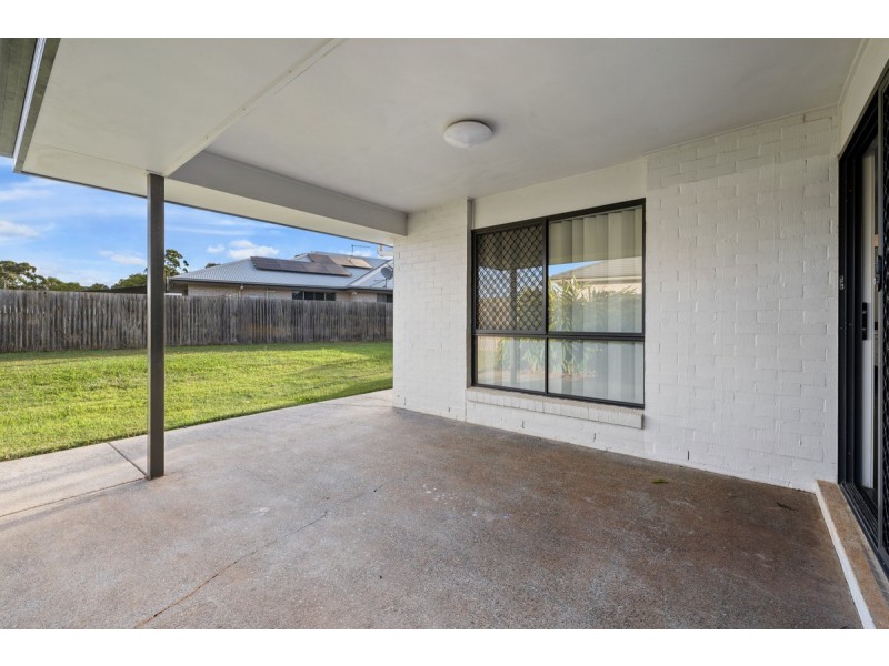 59 Bankswood Drive, Redland Bay QLD 4165