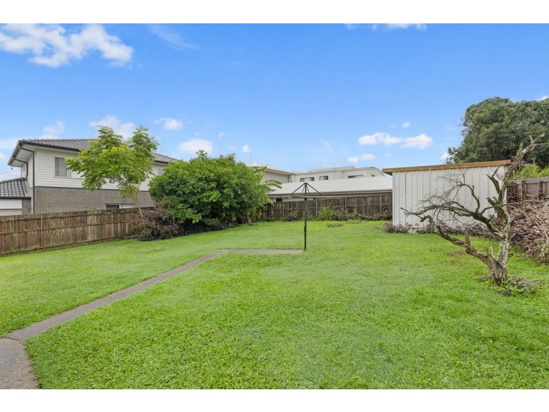 5 Claymeade Street, Wynnum QLD 4178
