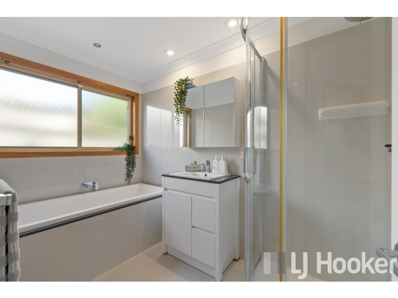 11 River Gum Close, Thornlands QLD 4164