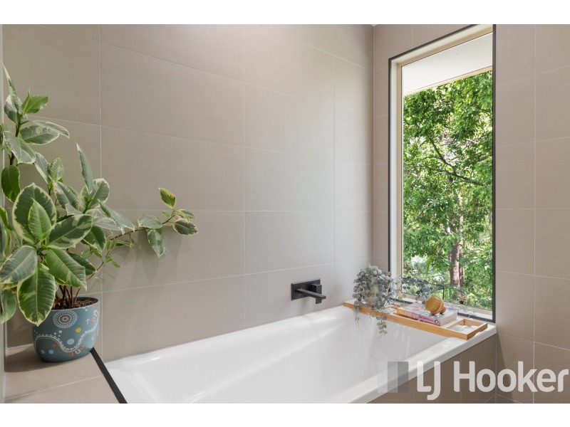 11 River Gum Close, Thornlands QLD 4164