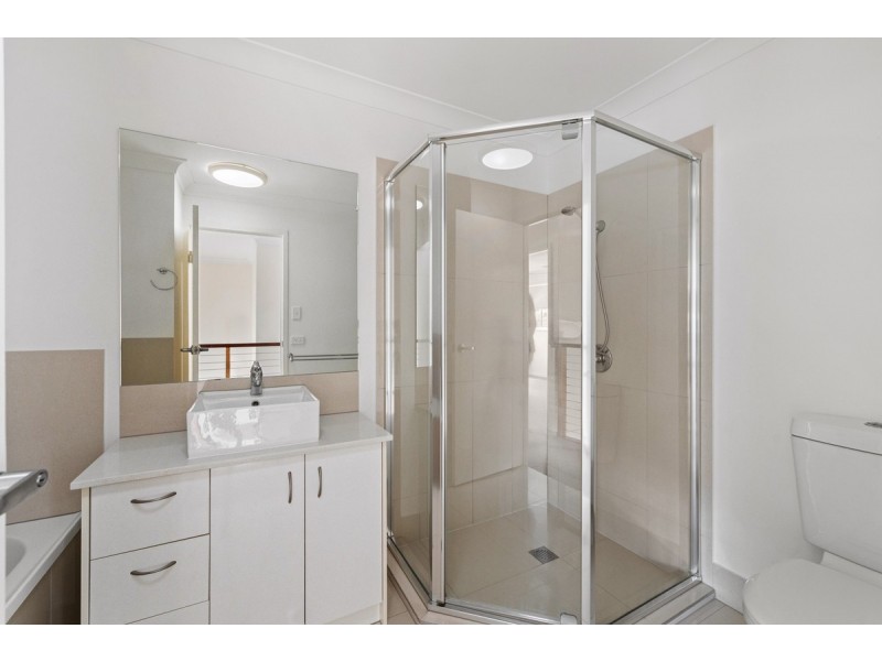 55/57 Charles Canty Drive, Wellington Point QLD 4160