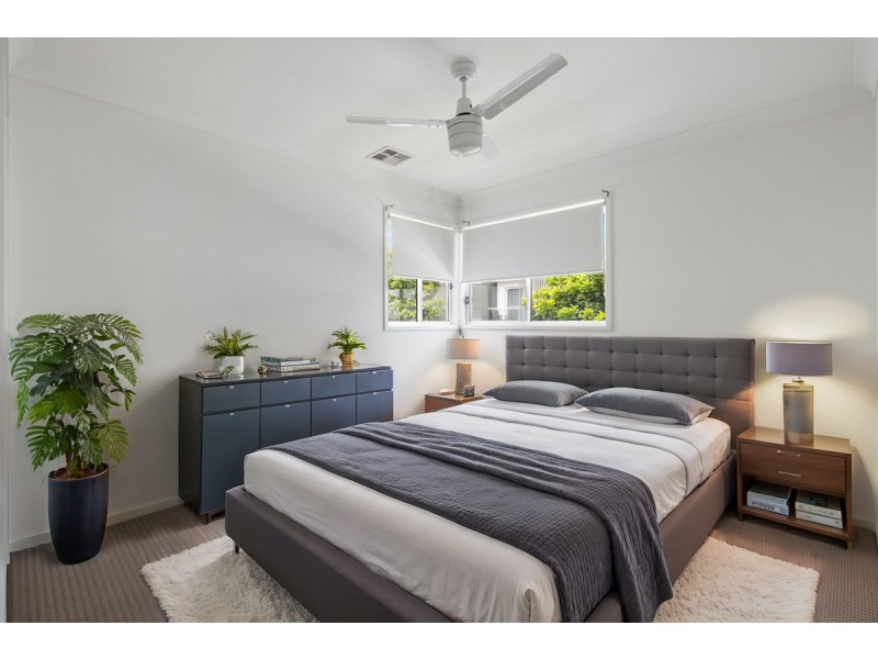 55/57 Charles Canty Drive, Wellington Point QLD 4160