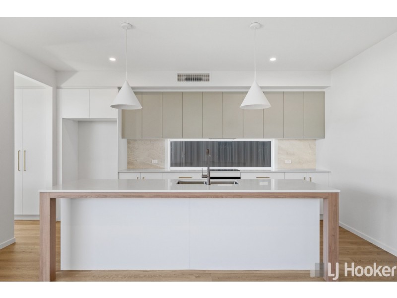 12C Burkett Crescent, Victoria Point QLD 4165