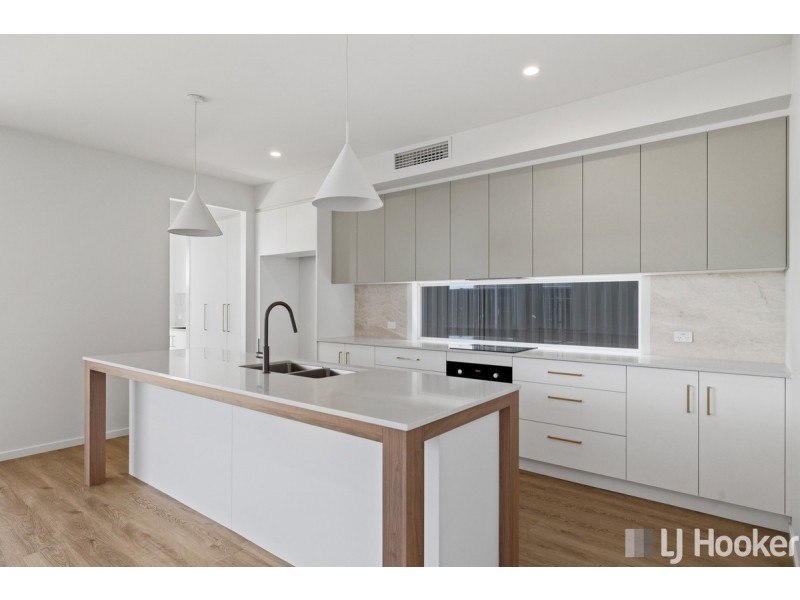 12C Burkett Crescent, Victoria Point QLD 4165