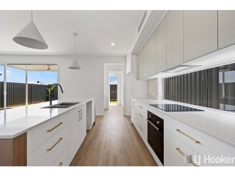 12C Burkett Crescent, Victoria Point QLD 4165