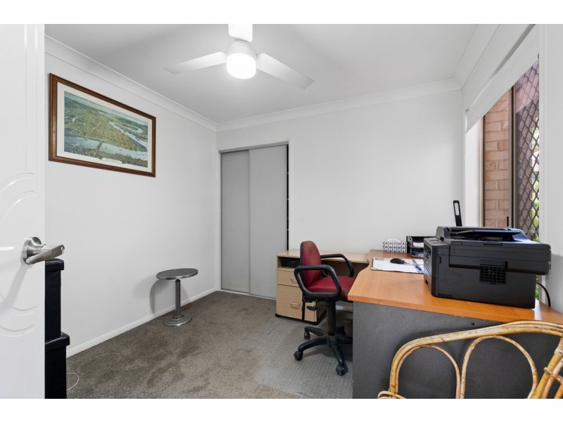 25 Lawn Terrace, Capalaba QLD 4157