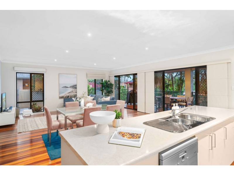 17 Riseborough Terrace, Cleveland QLD 4163