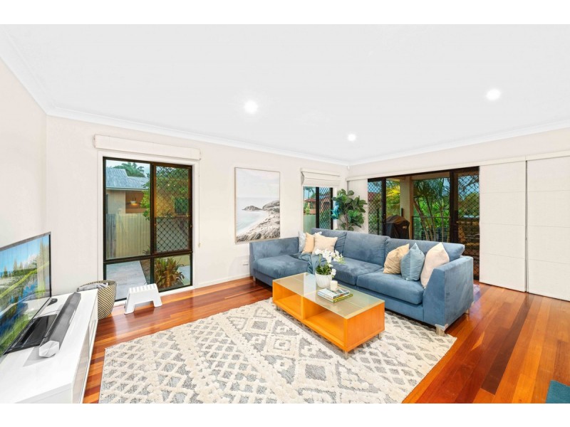 17 Riseborough Terrace, Cleveland QLD 4163