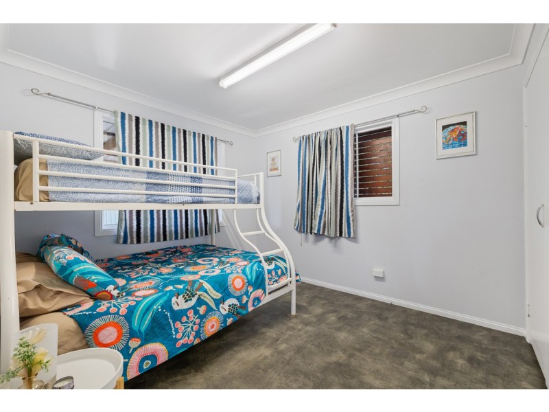 10 Welsby Street, Dunwich QLD 4183