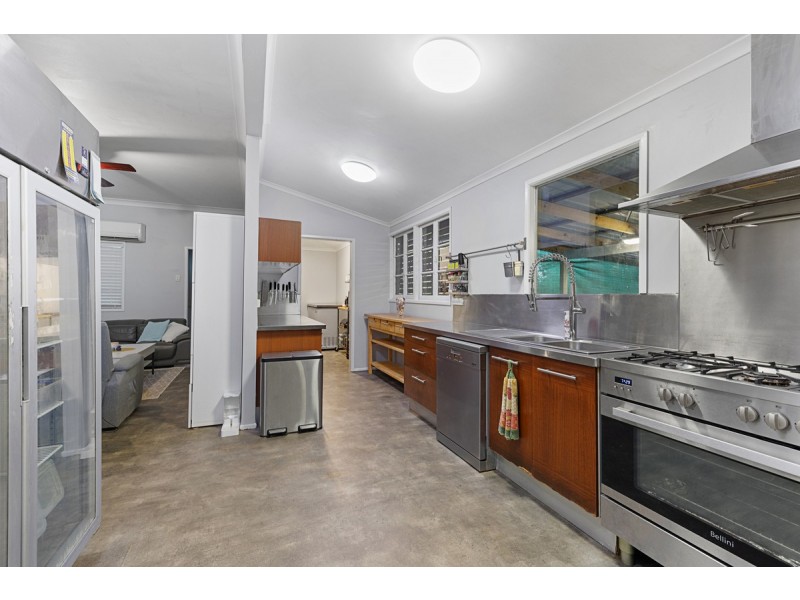 10 Welsby Street, Dunwich QLD 4183