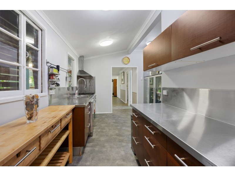 10 Welsby Street, Dunwich QLD 4183