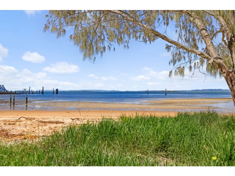 10 Welsby Street, Dunwich QLD 4183