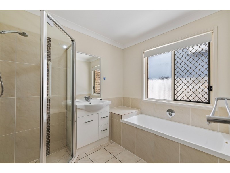 24 Phillip Street, Cleveland QLD 4163