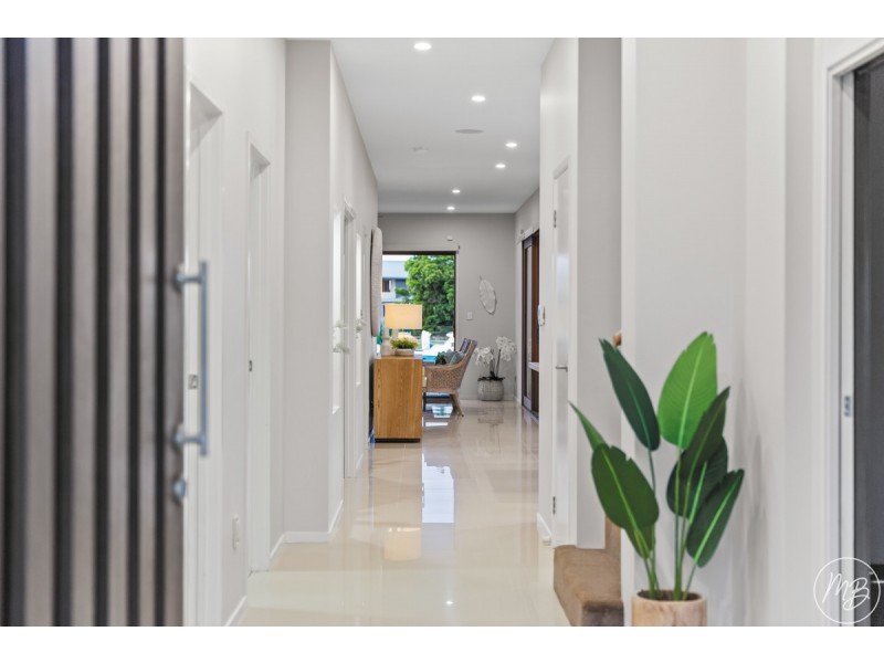 13 Kinsail Court, Raby Bay QLD 4163