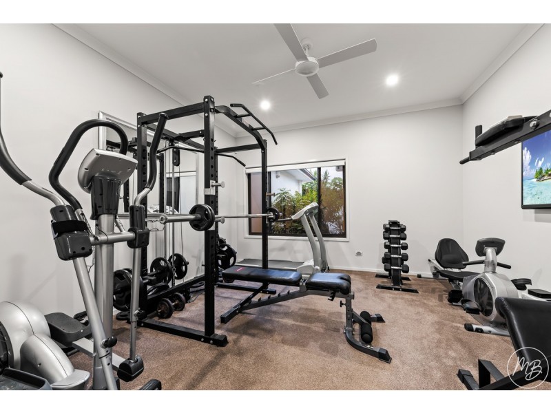 13 Kinsail Court, Raby Bay QLD 4163